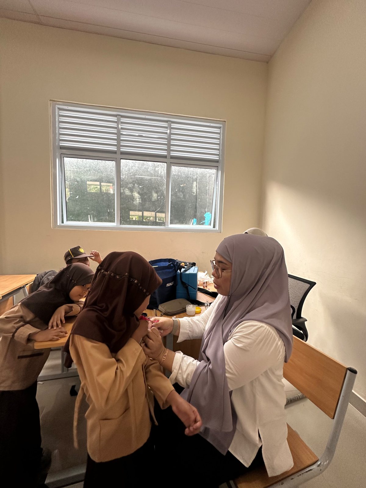 Dokumentasi Pelaksanaan Bulan Imunisasi Anak Sekolah (BIAS) di MI Baitul Amar 3